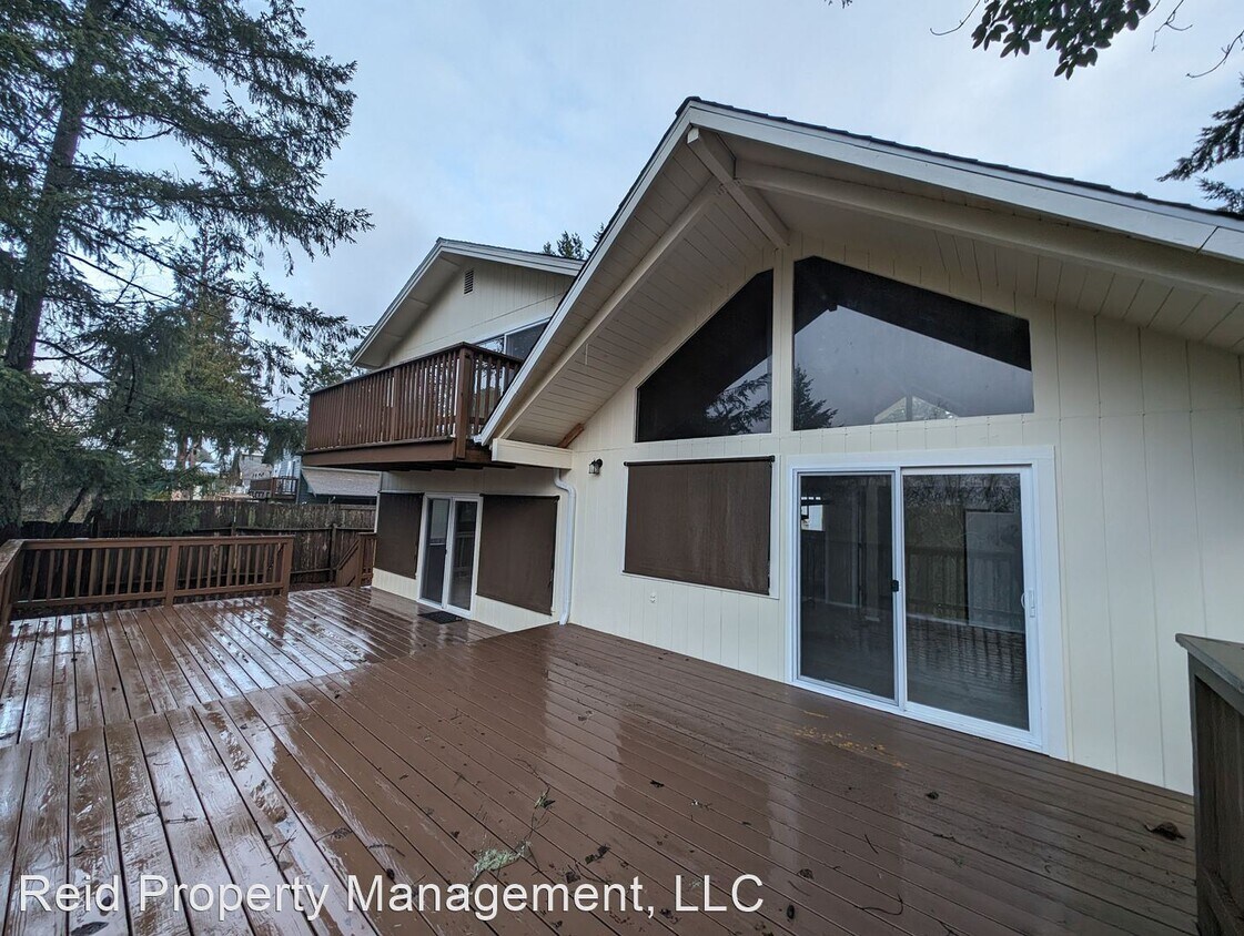Primary Photo - 2 br, 2 bath House - 671 Creekside Drive