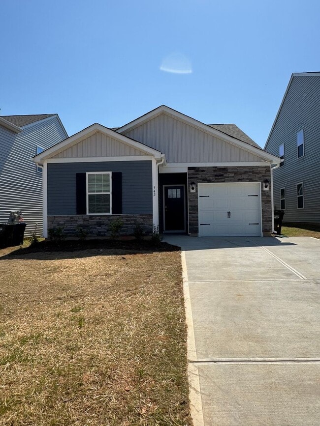 New Construction 3 bed 2 Bath Home in the Hamptons at Hickory! Prime Location! - New Construction 3 bed 2 Bath Home in the Hamptons at Hickory! Prime Location!