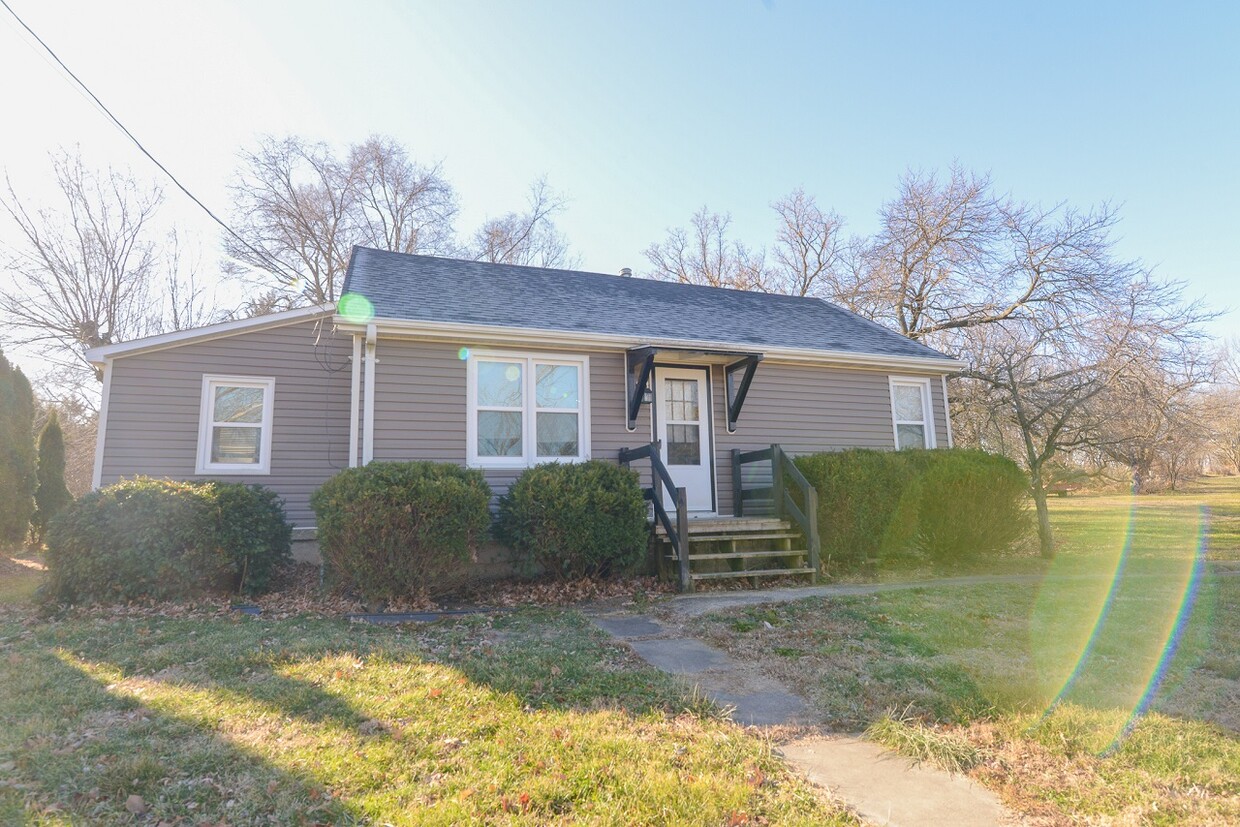 Primary Photo - 7125 St Martins Blvd