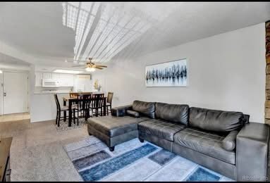 Building Photo - 401 S Kalispell Way