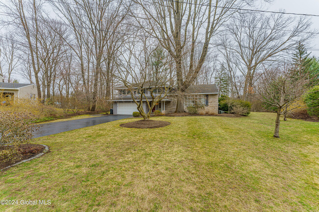Building Photo - 8 Myton Ln