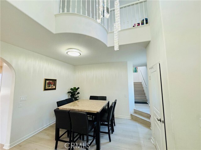 Building Photo - 345 Tall Oak