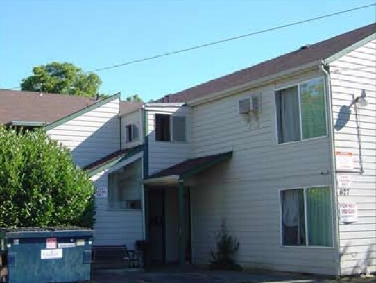 Foto del edificio - 627 3rd Ave SE