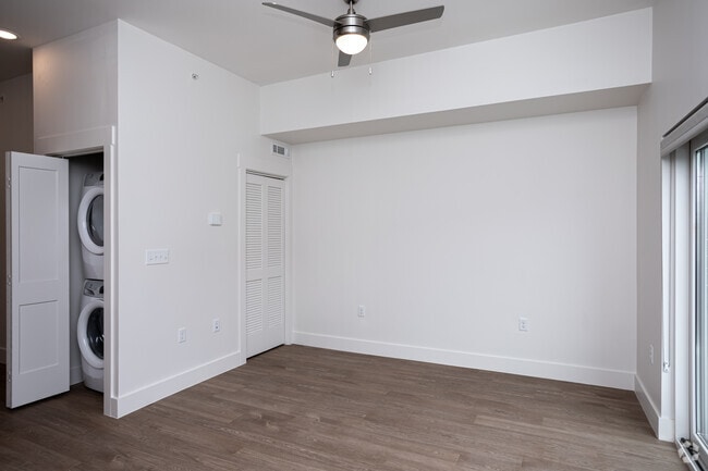 Studio, 1BA - 462 SF - Yellowstone - G at Market