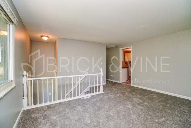 Building Photo - 5220 Refugee Rd