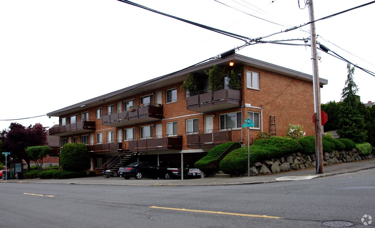 Primary Photo - Jo Lamar Apartments
