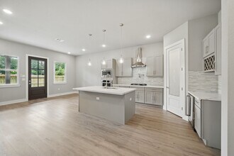 Building Photo - 3502 McBride St