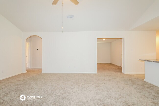 Building Photo - 21154 Magnolia Downs