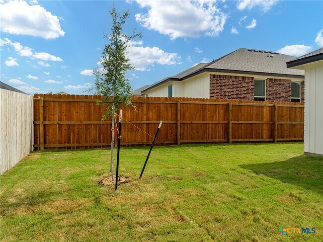 Building Photo - 5111 Rose Petal Ct