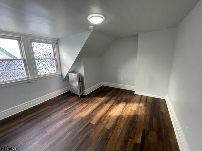 Foto del edificio - 55 Treacy Ave