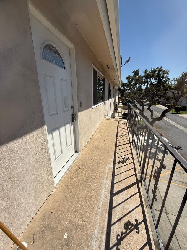 Foto principal - Newbury Park Condo - Two Bedroom one bath ...