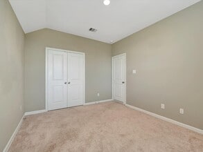 Building Photo - 10630 Cabot Trl