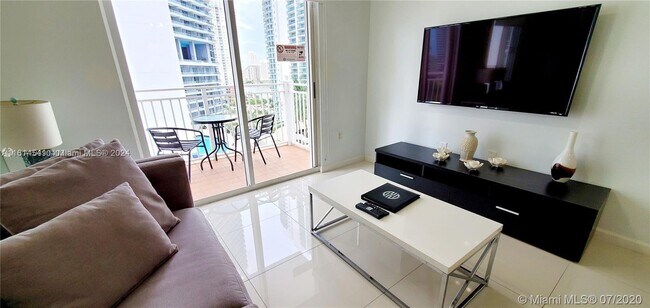 Foto del edificio - 185 SE 14th Terrace