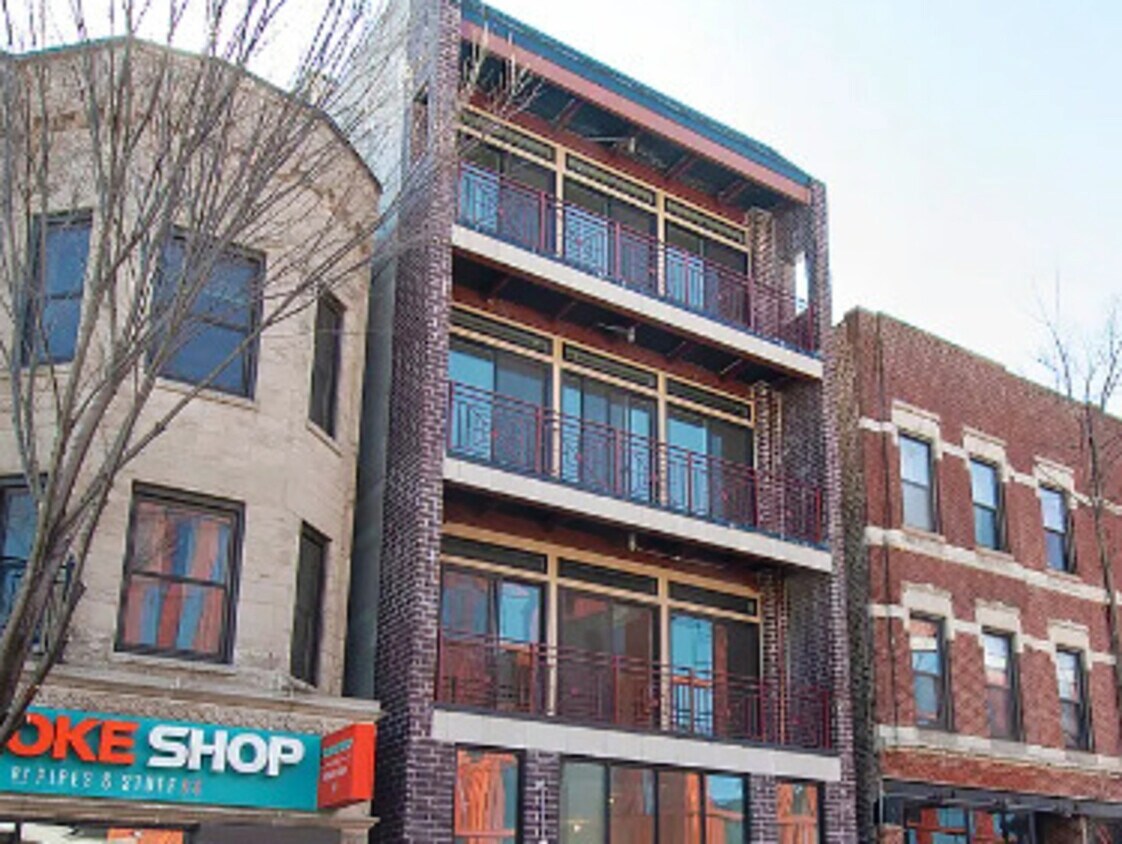 Primary Photo - 1335 W Taylor St