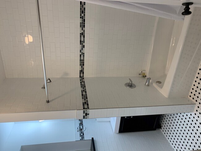 Bathroom - 54 Atlantic Ave