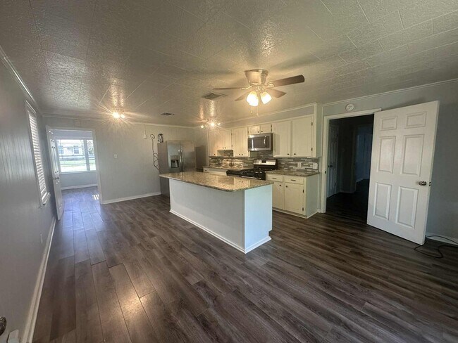 Foto del edificio - Cozy remodeled home