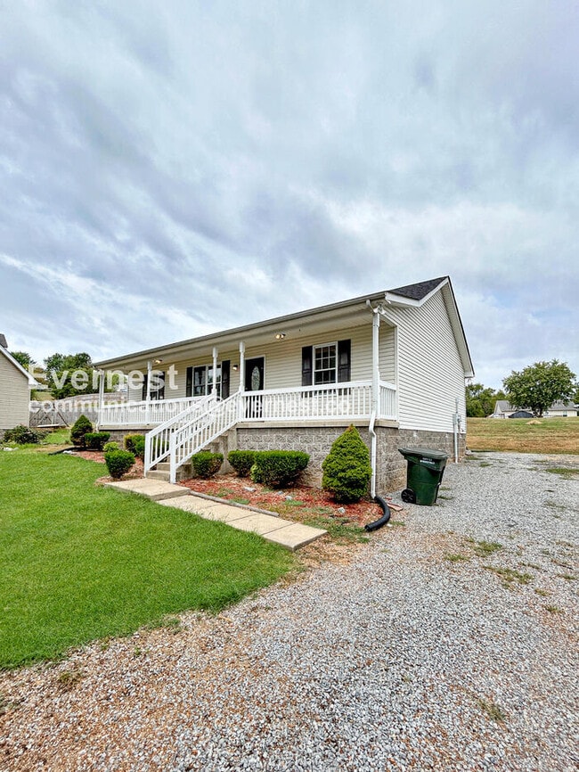 Building Photo - 130 Phillip Dr