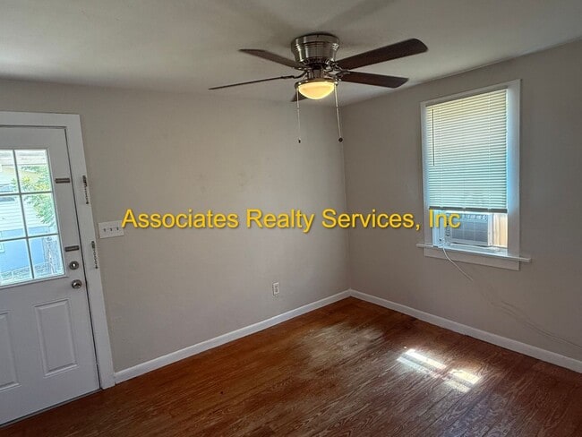 Building Photo - Bevis- Gainesville Heights - 995