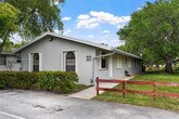 Foto principal - 5637 Taft St