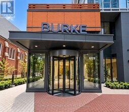 Building Photo - 609 Sherbourne St