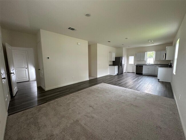 Building Photo - 3507 Queensberry