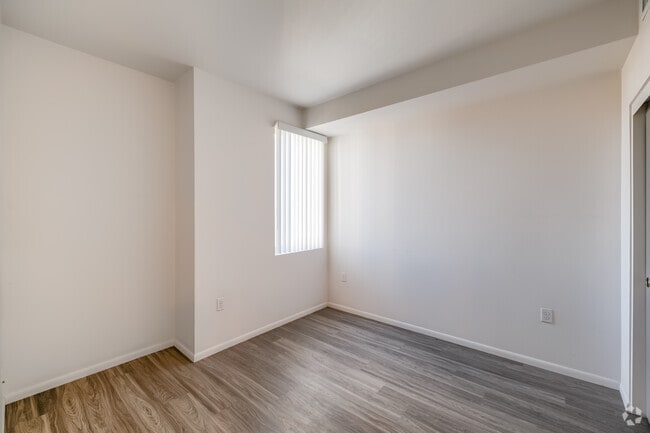 1 habitación, 1 baño - 480 pies cuadrados - Dormitorio - Harris Family Senior Residence