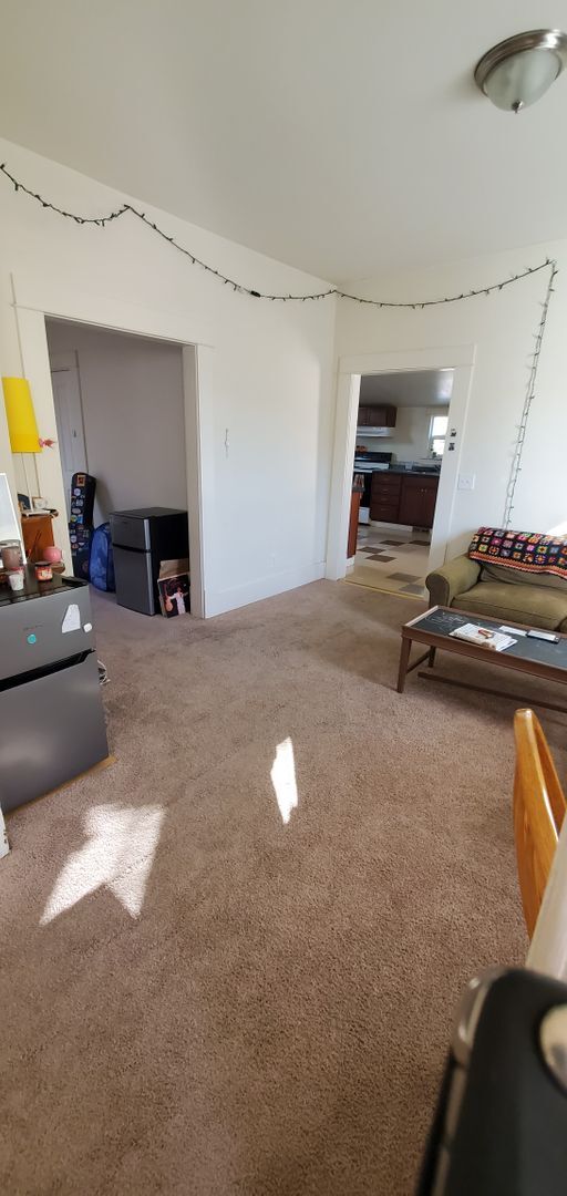 Foto del edificio - PRELEASING: 6 bed/2 bath House close to WWU and Downtown!