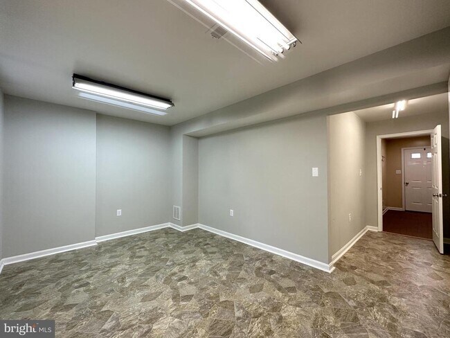 Foto del edificio - 102 Ridge Ct