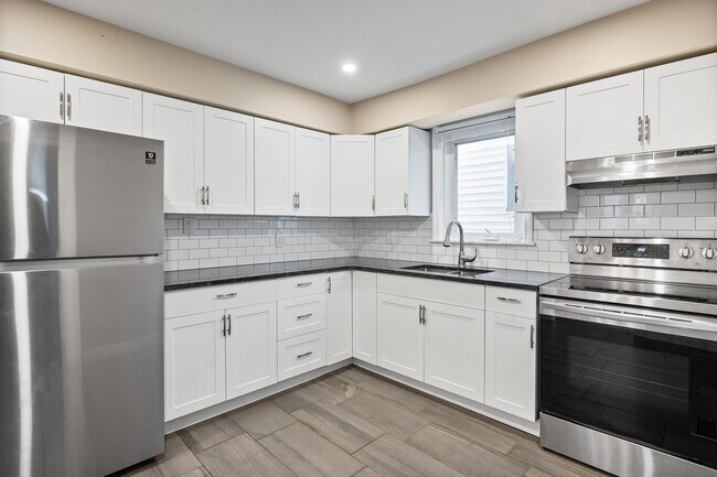 Photo du bâtiment - 835 Moy Ave
