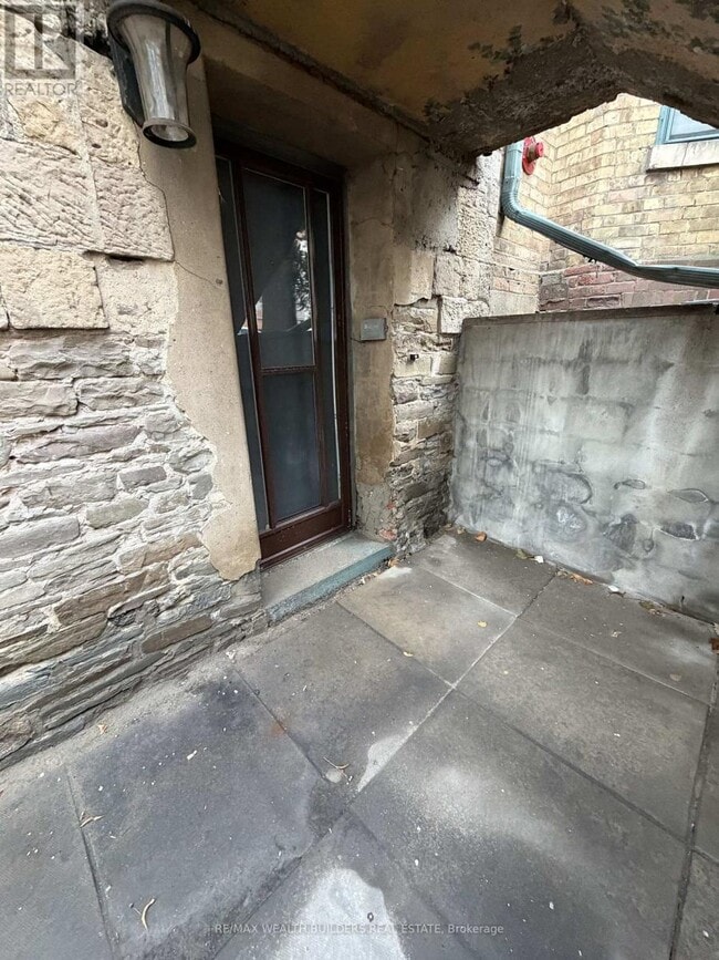 Building Photo - 1 Jarvis St