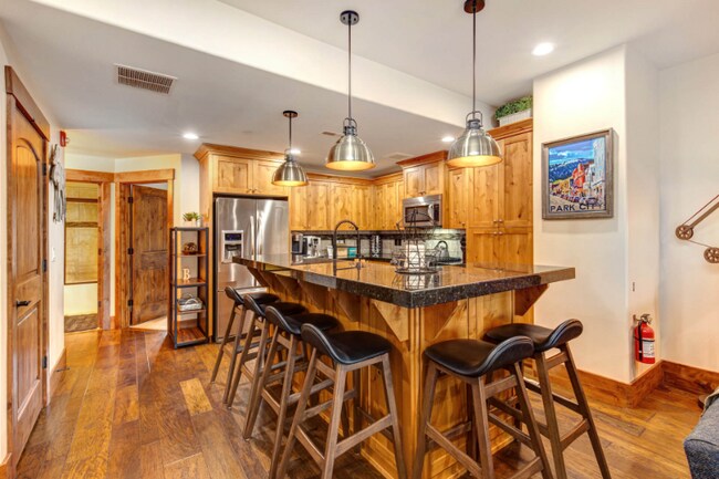 Foto del edificio - 13346 N Highmark Ct
