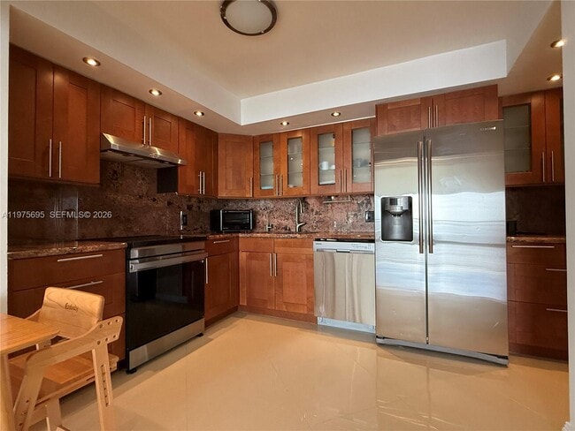 Building Photo - 2101 S Ocean Dr