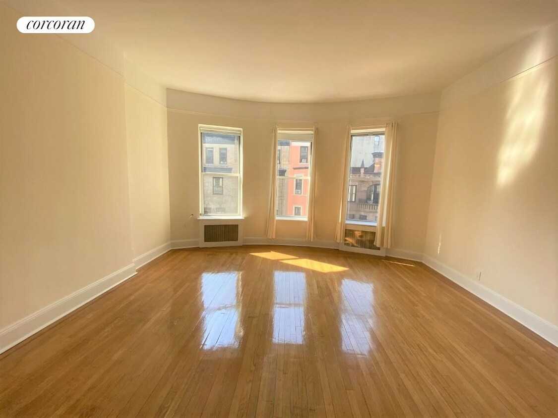 Primary Photo - 251 W 102nd St