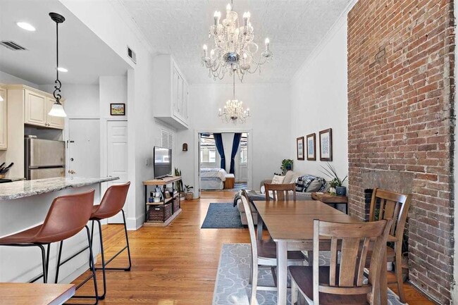 Foto del edificio - 910 Willow Ave