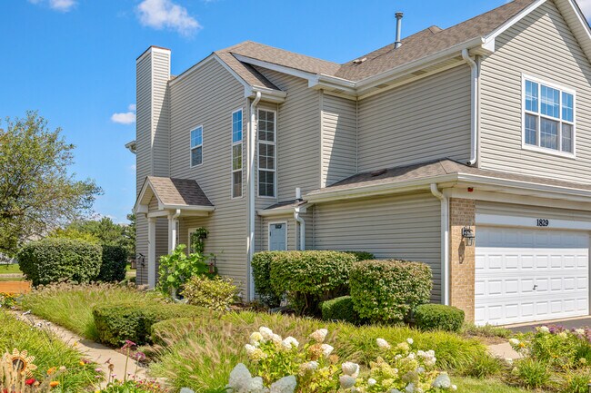 Foto del edificio - 1829 Golden Gate Ln