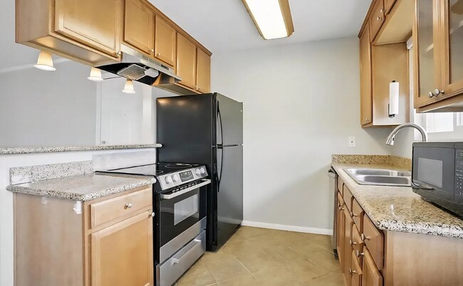 Foto del edificio - 6333 College Grove Way