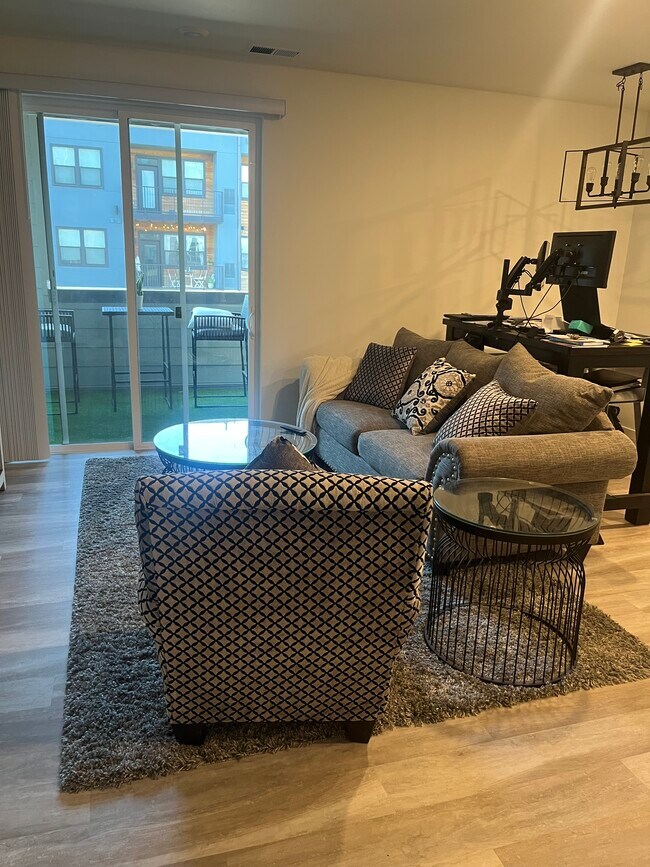 Living room - 9287 Twenty Mile Rd