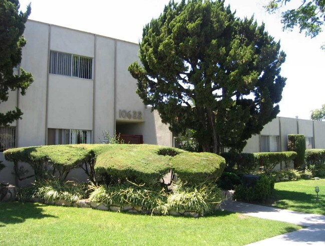 Foto del edificio - Oasis Apartments