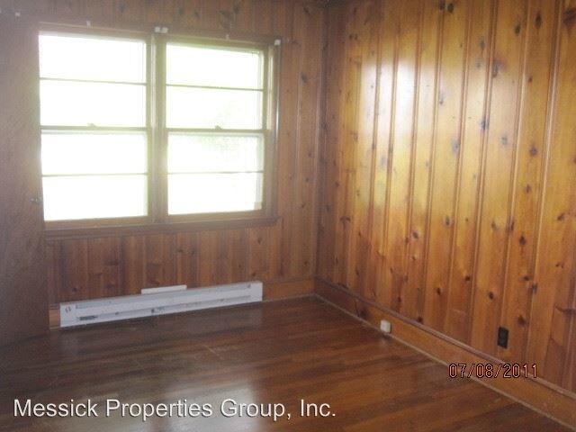 Building Photo - 4320 Pinewood Ter