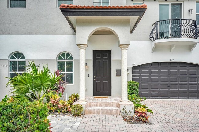 Foto del edificio - 407 SW 17th St