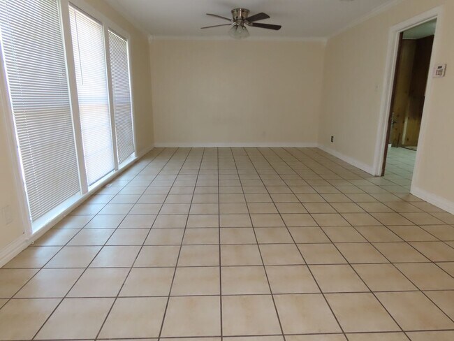 Foto del edificio - Near TJC - Spacious 3 Bedroom Home w/Fence...
