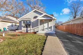 Building Photo - 26235 N Walnut Ave
