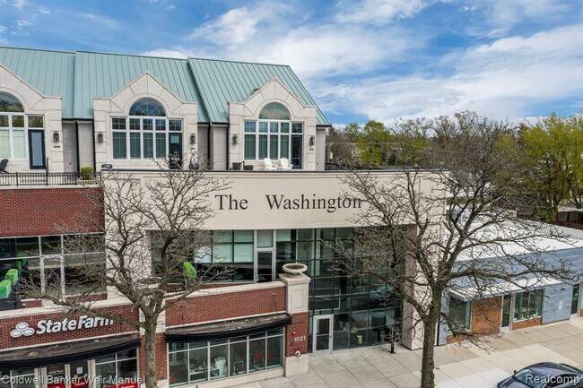 Foto del edificio - 1021 S Washington Ave