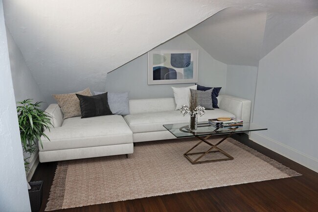 Foto del edificio - Updated 2 Bedroom, 1 Bathroom Apt in Berwyn!