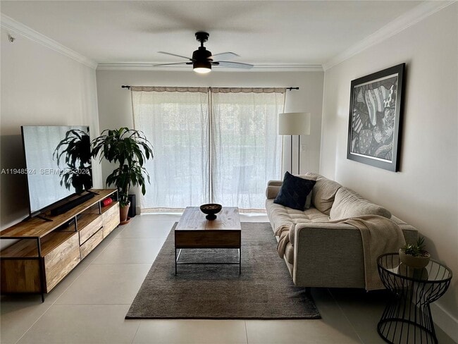 Building Photo - 2640 S University Dr