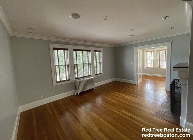 Building Photo - 36 Gerald Rd