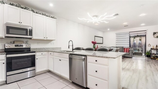 Photo - 23424 SW 110th Ave House