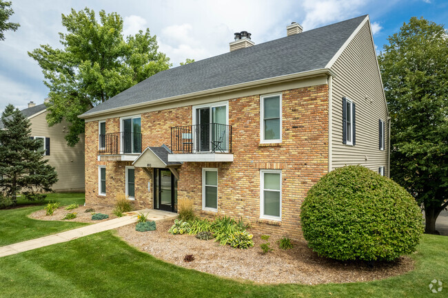 Exteriores de ladrillo natural - High Point Commons Apartments