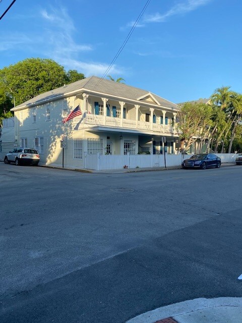 Foto del edificio - 901 White St