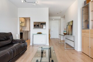 Foto del edificio - 510 W Erie St